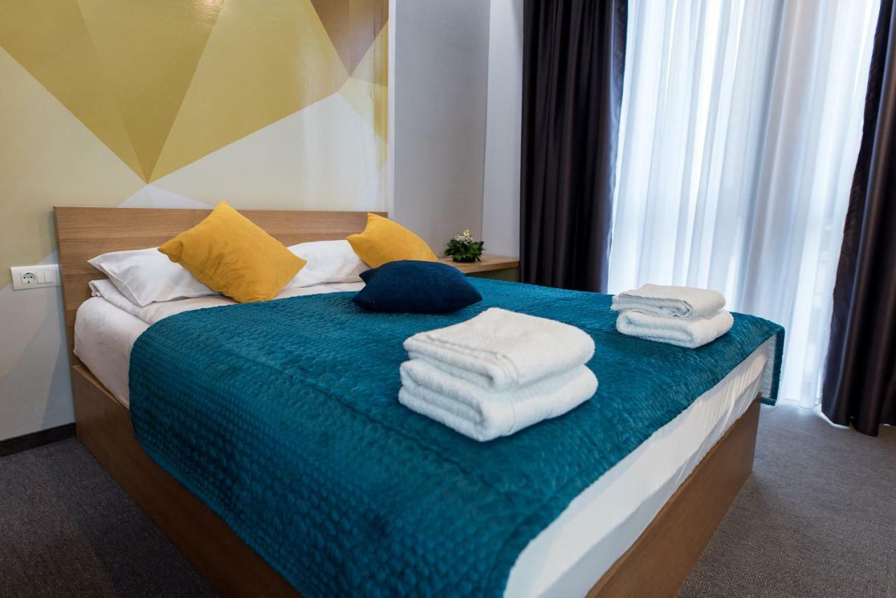 Hotel Safir Біхач Екстер'єр фото