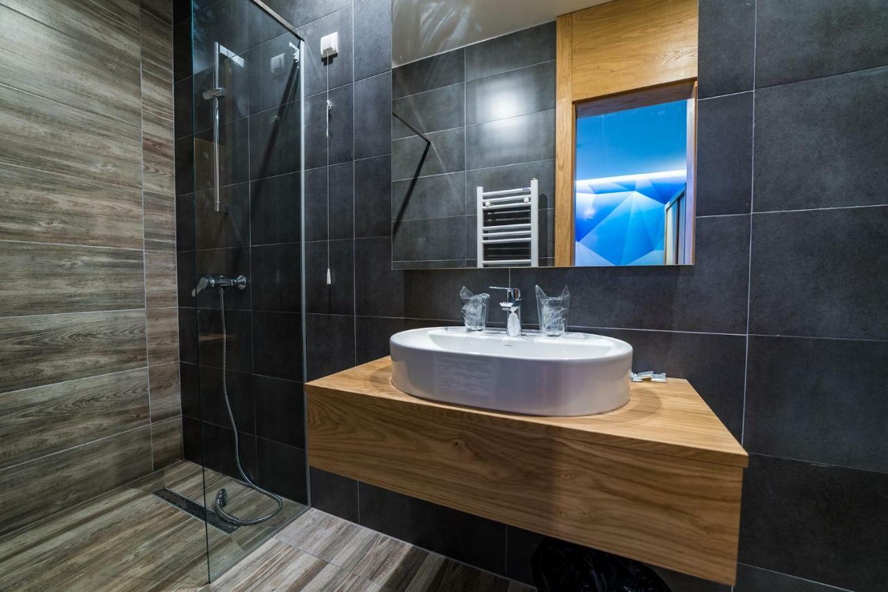Hotel Safir Біхач Екстер'єр фото